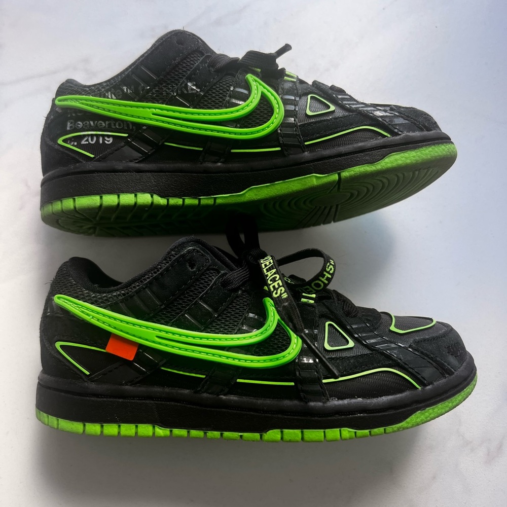 Nike x Offwhite in black & neon green size 11.5 toddler